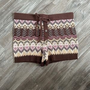 Knitted high waisted shorts